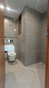 Bathroom Image of 1350 Sq.ft 3 BHK Apartment / Flat for sale in Sector 18 Gurgaon for Rs. 13500000