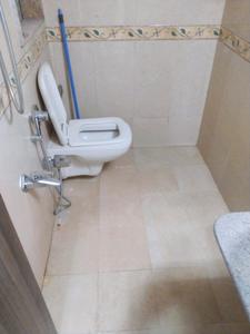 Common Bathroom Image of 2050 Sq.ft 3 BHK Apartment / Flat for sale in Kakad Mansion, Santacruz West Mumbai for Rs. 105000000