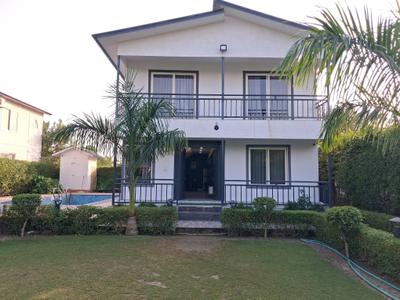 Building Image of 1650 Sq.ft 3 BHK Villa for sale in Dkrrish Alaska Farms, Nagli Bahrampur Noida for Rs. 16500000