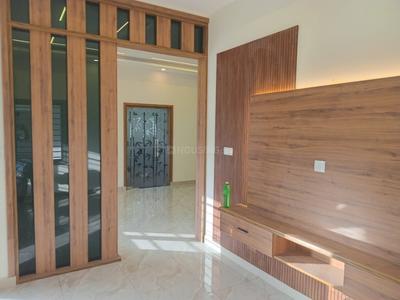 Bedroom Image of 2400 Sq.ft 4 BHK Independent House for sale in Panangad Kochi for Rs. 12000000