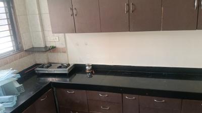 Kitchen Image of 1250 Sq.ft 2 BHK Apartment / Flat for rent in Magarpatta Jasminium, Magarpatta City Pune for Rs. 38000
