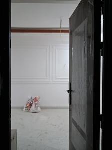 Main Entrance Image of 1600 Sq.ft 3 BHK Apartment / Flat for sale in Sector 104 Noida for Rs. 7400000