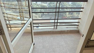 Balcony Image of 1850 Sq.ft 3 BHK Apartment / Flat for rent in Aarcity Krishna Apra Sapphire, Indirapuram Ghaziabad for Rs. 38000