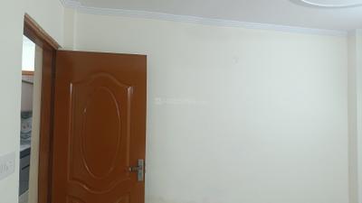 Bedroom Image of 625 Sq.ft 2 BHK Builder Floor for sale in Dwarka Mor New Delhi for Rs. 2400000