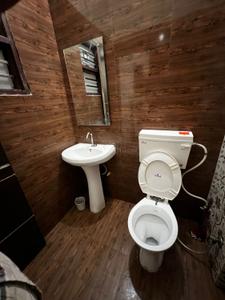 Bathroom Image of 2501 Sq.ft 10 BHK Apartment / Flat for sale in Gharuan Mohali for Rs. 20000000
