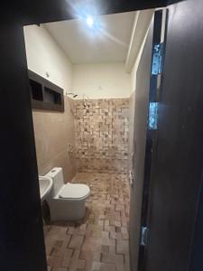 Bathroom Image of 900 Sq.ft 2.5 BHK Duplex for rent in Shri Namo Residency, Ansal Colony Jhansi for Rs. 18000