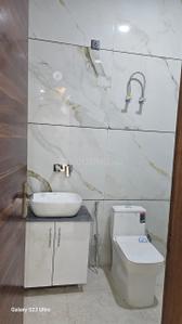 Bathroom Image of 100 Sq.ft 3.5 BHK Villa for sale in SR Signature Villas, Sector 16B Noida for Rs. 13500000