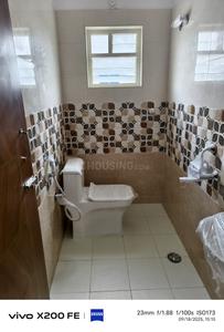 Bathroom Image of 1000 Sq.ft 1 BHK Builder Floor for rent in Hennur Bengaluru for Rs. 18000