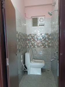 Common Bathroom Image of 650 Sq.ft 1 BHK Apartment / Flat for rent in Hafeezpet Hyderabad for Rs. 18800
