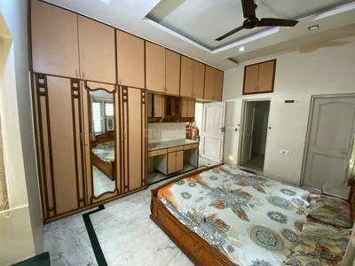Bedroom Image of 3800 Sq.ft 3 BHK Independent House for rent in Satellite Ahmedabad for Rs. 54000