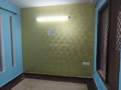 Bedroom Image of 900 Sq.ft 2 BHK Builder Floor for sale in Model Town New Delhi for Rs. 12000000