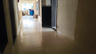 Image of 320 Sq.ft 1 RK Apartment / Flat for rent in Borivali West, Mumbai for Rs. 18000