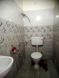 Bathroom Image of 1900 Sq.ft 3 BHK Independent House for sale in Kolathur Chennai for Rs. 13500000