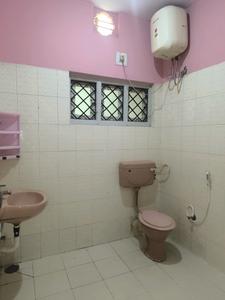 Common Bathroom Three Image of 2400 Sq.ft 4 BHK Independent House for rent in Bilekahalli Bengaluru for Rs. 49000