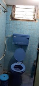 Bathroom Image of 875 Sq.ft 2 BHK Builder Floor for rent in Mulund East Mumbai for Rs. 30000