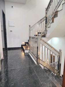 Staircase Image of 2000 Sq.ft 4 BHK Builder Floor for rent in Vasant Kunj New Delhi for Rs. 120000