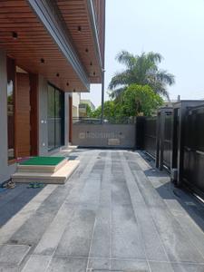 Image of 6300 Sq.ft 6 BHK Independent House for sale in Sector 20, Panchkula for Rs. 130000000