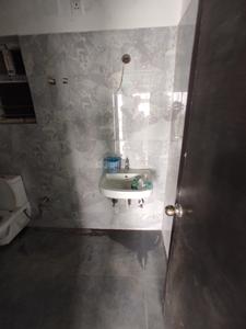 Bathroom Image of 1200 Sq.ft 3 BHK Apartment / Flat for rent in Rajwada Altitude Block 1, Saha Para Kolkata for Rs. 35000