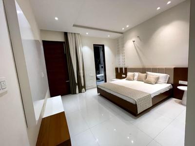 Bedroom Image of 1350 Sq.ft 3 BHK Apartment / Flat for sale in Kharar Mohali for Rs. 5790000