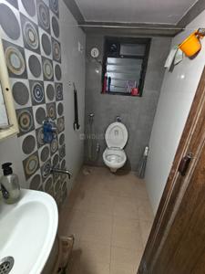 Bathroom Image of 650 Sq.ft 1 BHK Apartment / Flat for sale in Parshvanath Hansraj Heights, Thane West Thane for Rs. 9000000