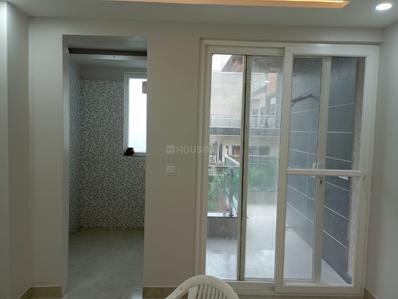 Bedroom Image of 1300 Sq.ft 2 BHK Builder Floor for rent in Sector 17 Gurgaon for Rs. 42000