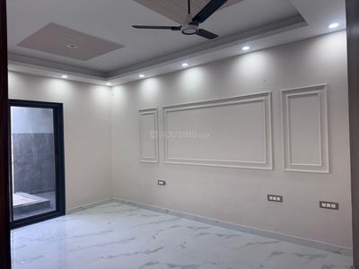 Bedroom Image of 2300 Sq.ft 4 BHK Builder Floor for rent in Sector 99 Noida for Rs. 80000