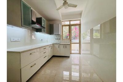 Kitchen Image of 1800 Sq.ft 3 BHK Builder Floor for rent in Sector 50 Gurgaon for Rs. 65000