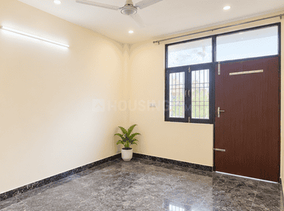 Image of 800 Sq.ft 2 BHK Apartment / Flat for rent in Aya Nagar, New Delhi for Rs. 13000