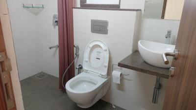 Image of 850 Sq.ft 2 BHK Apartment / Flat for rent in Shapoorji Pallonji BKC 28, Bandra East, Mumbai for Rs. 120000