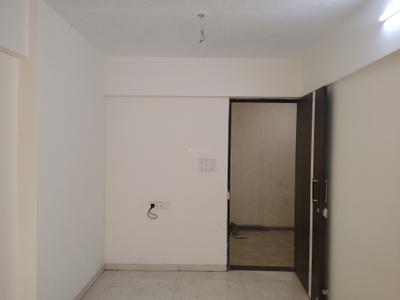 Living Room Image of 720 Sq.ft 2 BHK Apartment / Flat for rent in Puraniks Tokyo Bay, Kasarvadavali Thane for Rs. 27500