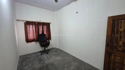 Bedroom Image of 600 Sq.ft 2 BHK Builder Floor for rent in Khushhalpur Moradabad for Rs. 9500