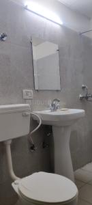 Image of 1450 Sq.ft 2 BHK Apartment / Flat for rent in Piyush Heights, Sector 89, Faridabad for Rs. 23000