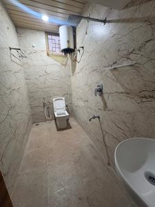 Bathroom Image of 1800 Sq.ft 3 BHK Builder Floor for rent in SLV Enclave, Ullal Uppanagar Bengaluru for Rs. 37000