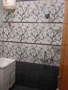 Bathroom Image of 1100 Sq.ft 2 BHK Independent House for rent in Shivalik Homes, Sector 127 Mohali for Rs. 12000