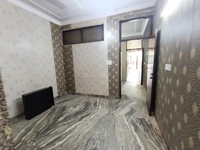 Bedroom Image of 1000 Sq.ft 2 BHK Builder Floor for rent in Jhilmil Colony New Delhi for Rs. 18000