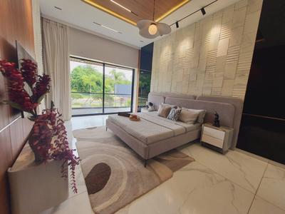 Bedroom Image of 2700 Sq.ft 4 BHK Apartment / Flat for sale in New Alkapuri Vadodara for Rs. 18500000