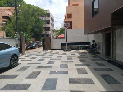 Car Garage Image of 6000 Sq.ft 6 BHK Independent House for sale in Ameerpet Hyderabad for Rs. 100000000