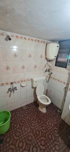 Bathroom Image of 1200 Sq.ft 2 BHK Apartment / Flat for rent in Sadashiv Nagar Belagavi for Rs. 16000
