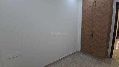 Bedroom Image of 960 Sq.ft 3 BHK Builder Floor for sale in Paschim Vihar New Delhi for Rs. 13500000