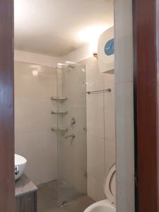 Common Bathroom Image of 2000 Sq.ft 3 BHK Apartment / Flat for rent in Sector C 8 Vasant Kunj, Vasant Kunj New Delhi for Rs. 110000