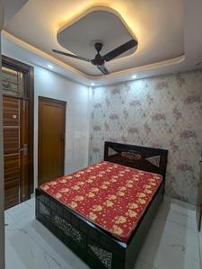 Bedroom Image of 600 Sq.ft 2 BHK Builder Floor for rent in Guru Ji Builders And Developers 1, Dwarka Mor New Delhi for Rs. 19500