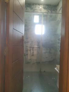 Common Bathroom Image of 2970 Sq.ft 4 BHK Builder Floor for rent in Sector 49 Faridabad for Rs. 45000