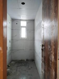 Common Bathroom Image of 1095 Sq.ft 2 BHK Apartment / Flat for sale in Devla Greater Noida for Rs. 3742500