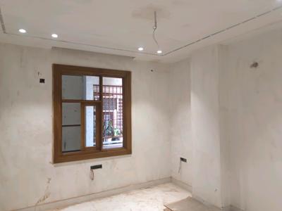 Bedroom Image of 1320 Sq.ft 4 BHK Builder Floor for sale in Mahavir Enclave New Delhi for Rs. 15000000