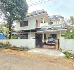 Image of 16000 Sq.ft 3 BHK Independent House for sale in Alangad, Kochi for Rs. 4600000