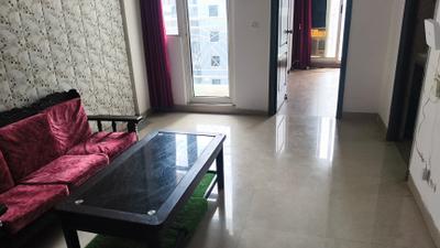 Living Room Image of 585 Sq.ft 1 BHK Apartment / Flat for rent in Aditya Urban Homes, Bamheta Village Ghaziabad for Rs. 16000