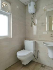 Bedroom One Image of 1340 Sq.ft 2.5 BHK Apartment / Flat for rent in Shree Vardhman Victoria, Sector 70 Gurgaon for Rs. 38000