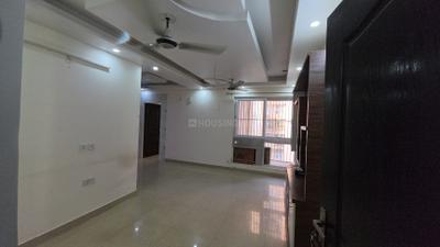 Living Room Image of 1100 Sq.ft 3 BHK Apartment / Flat for rent in Aditya City Apartment Ghaziabad, Wave City Ghaziabad for Rs. 18000