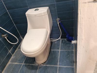 Bathroom Image of 850 Sq.ft 1 RK Penthouse for rent in Shiv Jyoti Nagar Tirupathi for Rs. 6000