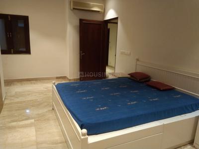 Bedroom Image of 4500 Sq.ft 4 BHK Builder Floor for rent in Panchsheel Park New Delhi for Rs. 275000